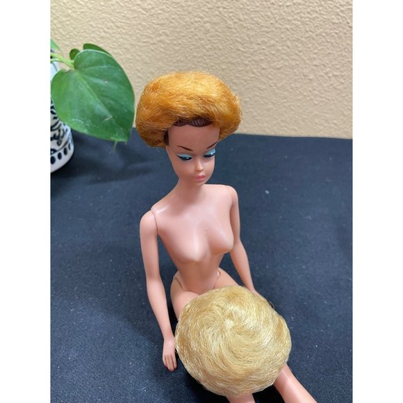 1962 BUBBLE CUT BARBIE/STRAWBERRY BLONDE-BLUE EYES VINTAGE 1960's MATTEL - Picture 3 of 6